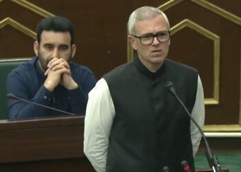 Pahalgam Terror Attack: विधानसभा में फूट पड़ा उमर अब्दुल्ला का दर्द, पहलगाम हमले पर बोले-‘शर्म से सिर झुक गया’